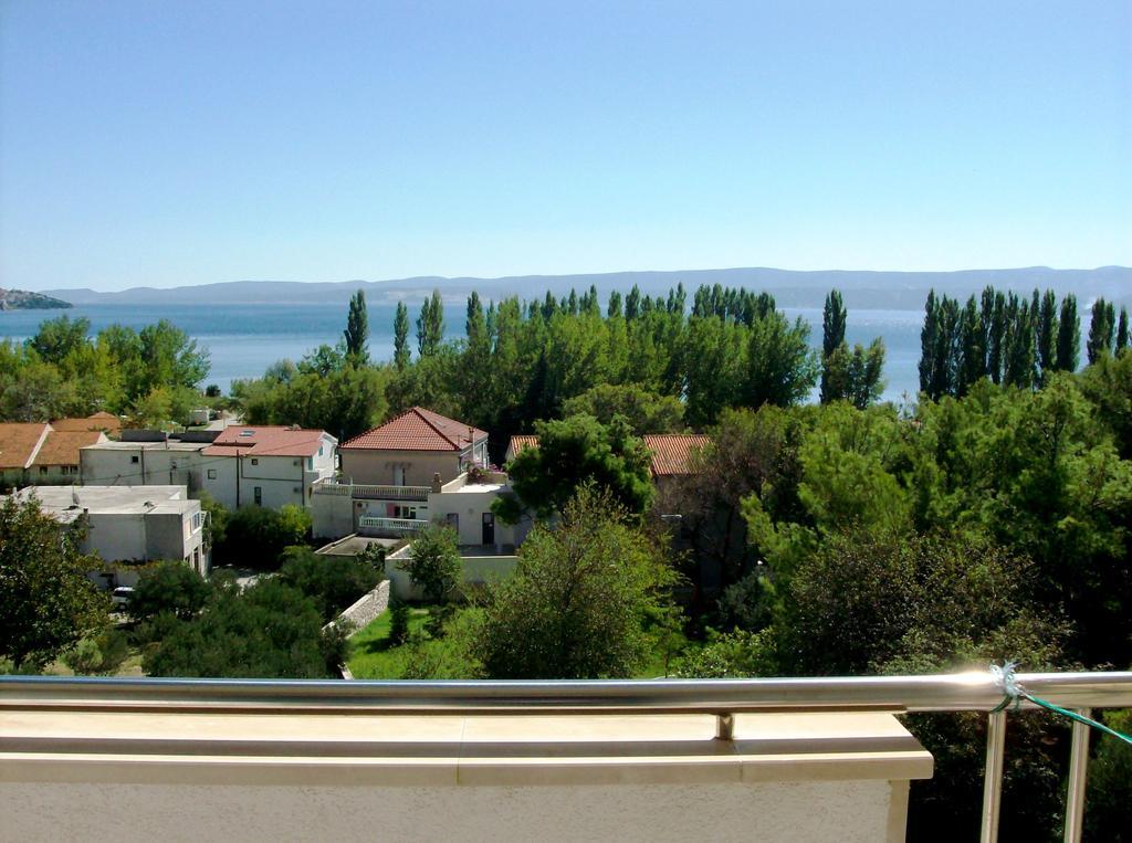 Apartments Ivka Omiš Esterno foto