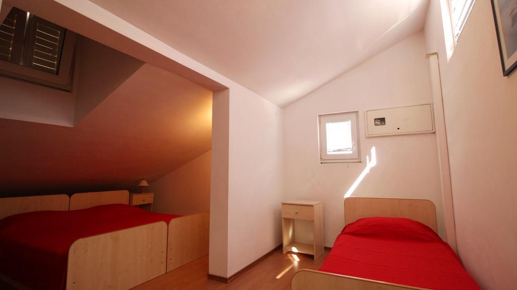 Apartments Ivka Omiš Camera foto